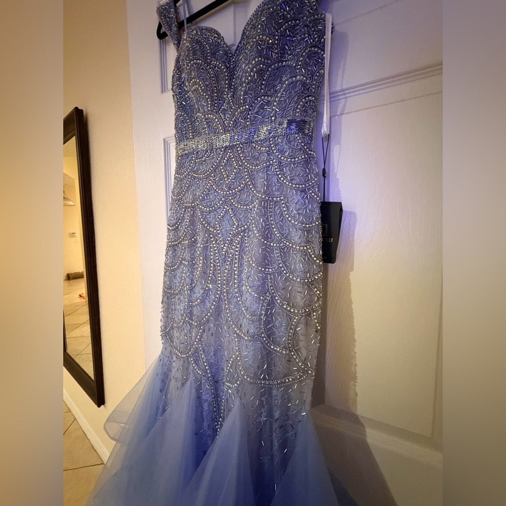 Lucci Lu blue mermaid gown. - Picture 2 of 6